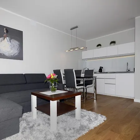 Przystanek Centrum * Gdyně